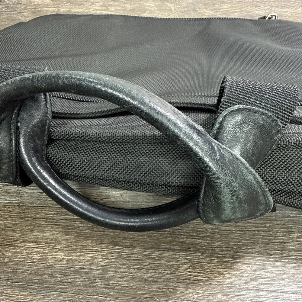 TUMI Laptop Briefcase 17